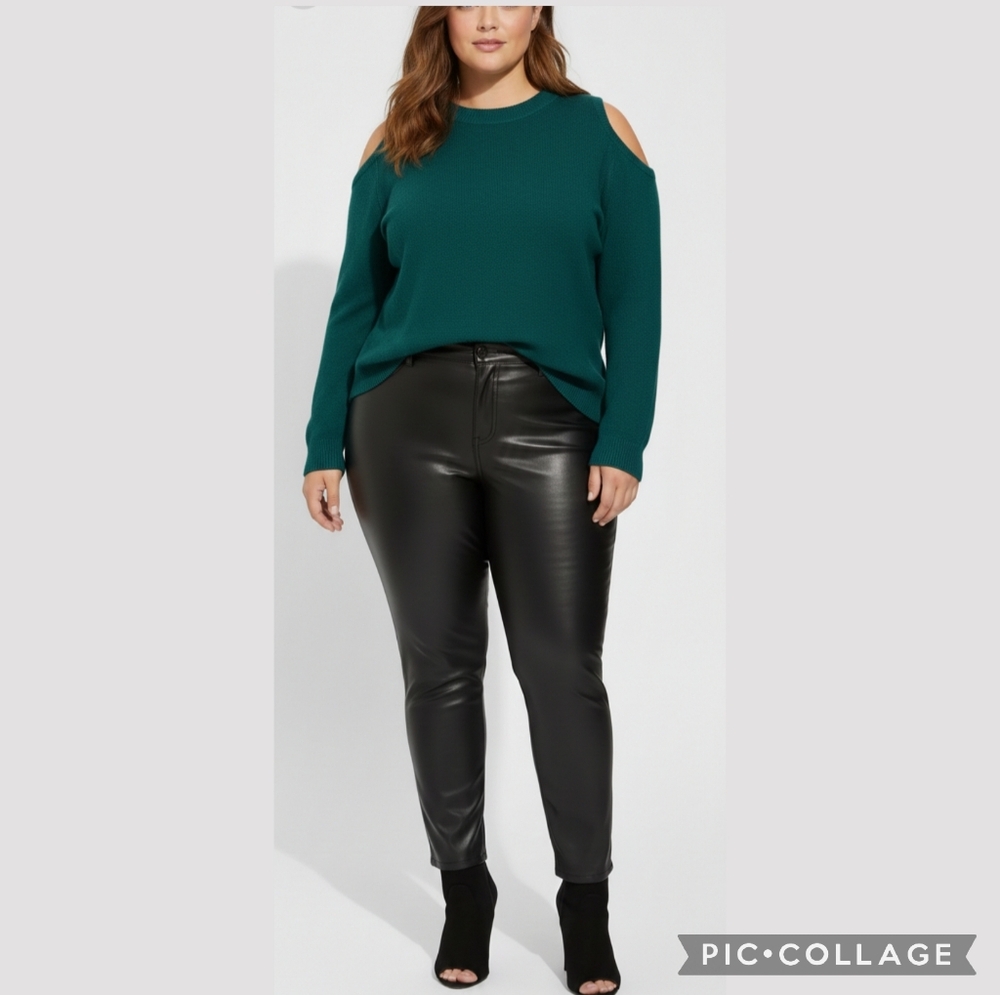 Torrid 20R Black Faux Leather Pants